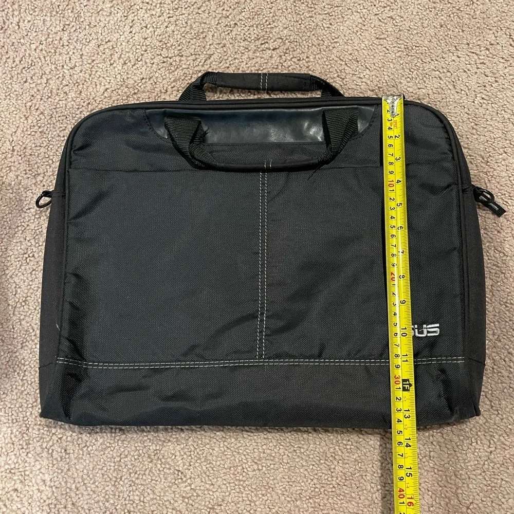 ASUS Black Nereus Carry Laptop Bag with Adjustable Removable Strap